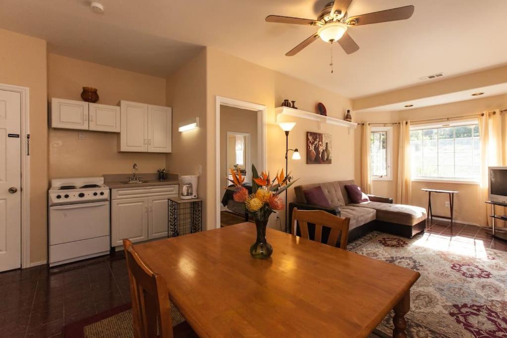 Castlegate Guest Apartment Vista Bagian luar foto